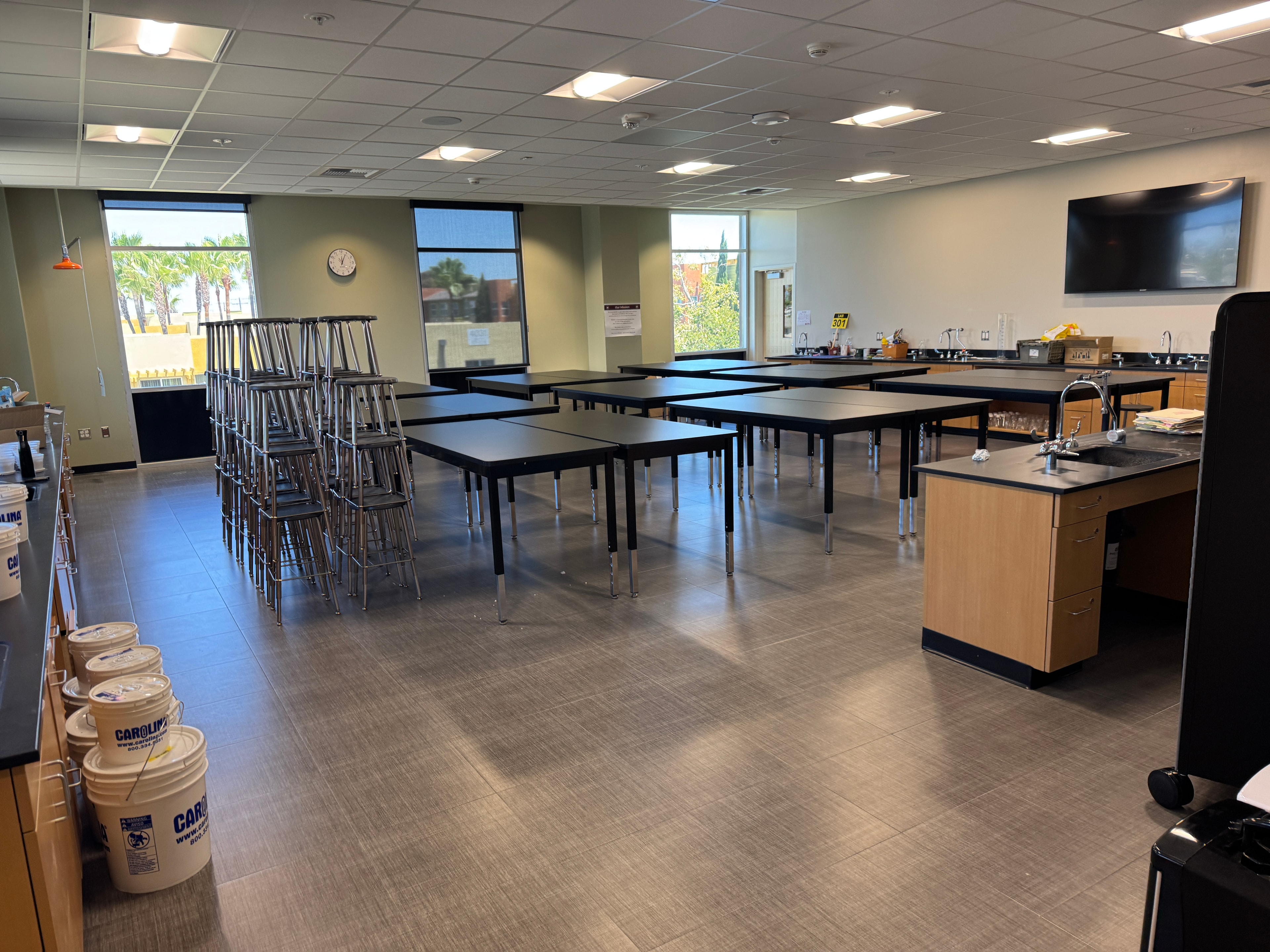 Science lab tables and stools installation
